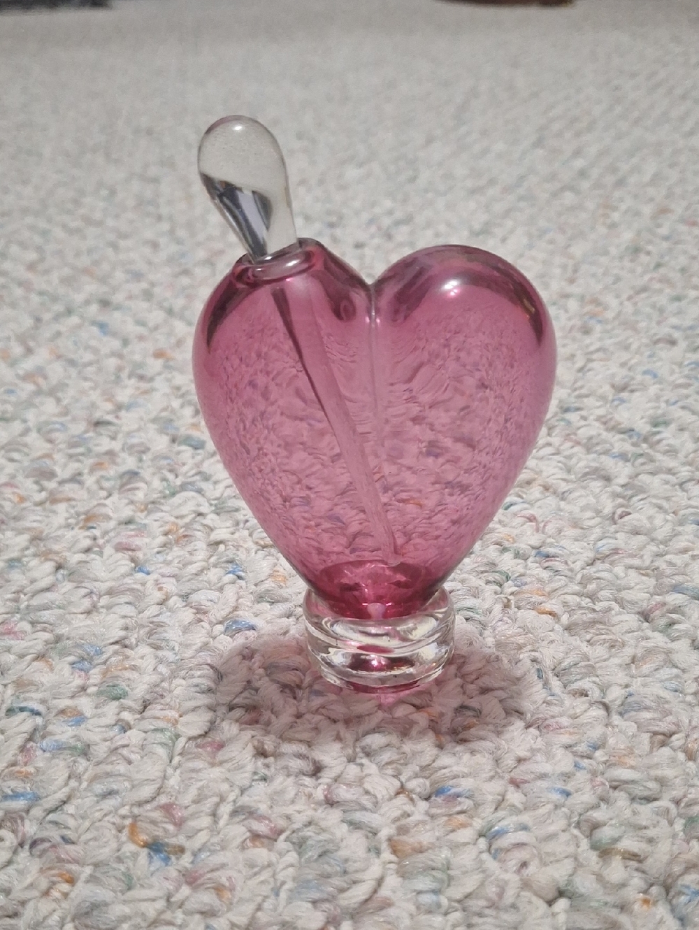 Pink Heart-Shaped Glass Perfume Bottle - Decorative Home Art